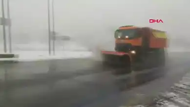 Bolu Dağı'nda Hafif Kar ve Sis