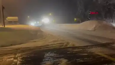 Bolu Dağı'nda Kar Kürüme Çalışmaları Sürüyor