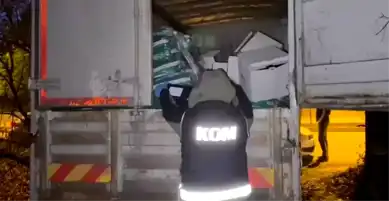 Bolu'da Kaçak Sigara Operasyonu: 4 Gözaltı