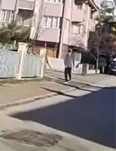 Bolu Zabıtası'ndan Örnek Davranış: Çöp Atan Genç Uyarıldı