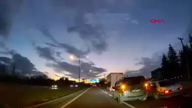 Düğün Konvoyu Trafikte Tehlike Yarattı