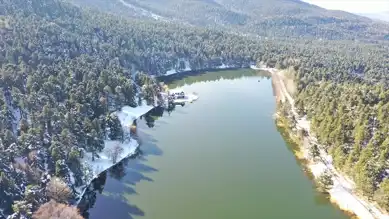 Bolu'daki Tabiat Parkı'nda Kar Keyfi!