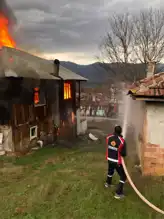 Köy Evi Yandı: Mudurnu'nda Yangın Faciası