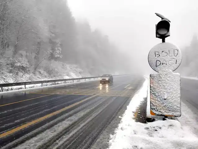Bolu Dağı'nda Kar ve Sis: Ulaşımda Sorun Yok