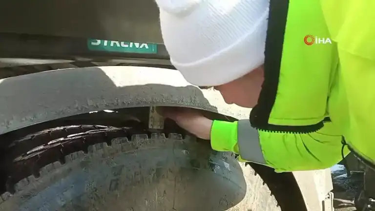 Dağ Geçişinde Kış Lastiği Kontrolü Sıkılaştı