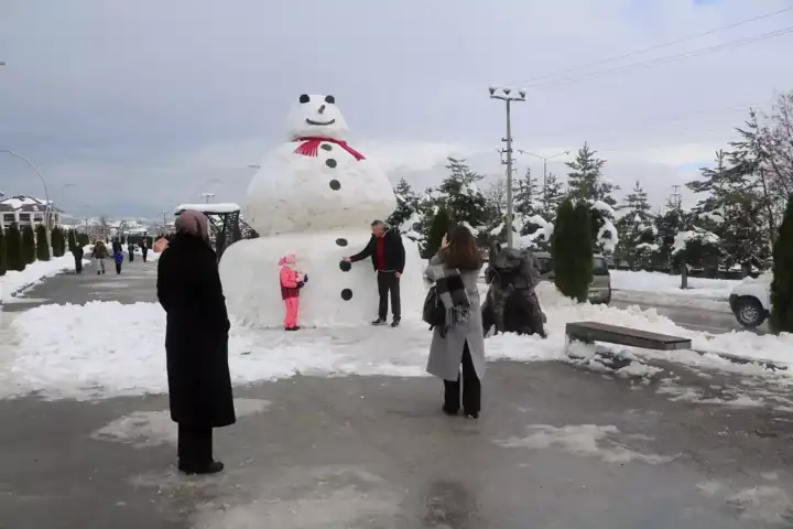 Dev Kardan Adam Bolu'da Göz Kamaştırıyor!