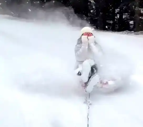 Bolu'da Şambrelle Heyecan Dolu Kayma