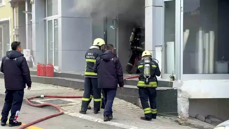 Bolu'da İş Yeri Yangını: Panik Yok!