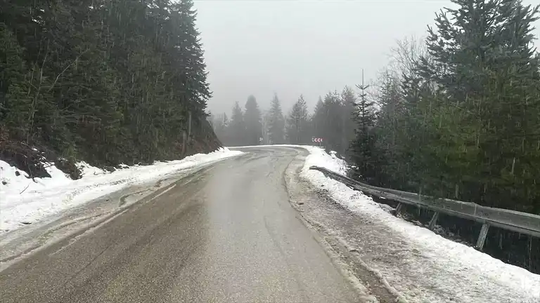 Kartalkaya'da Kar Yağışı Sürüyor, Pistler Hazır!