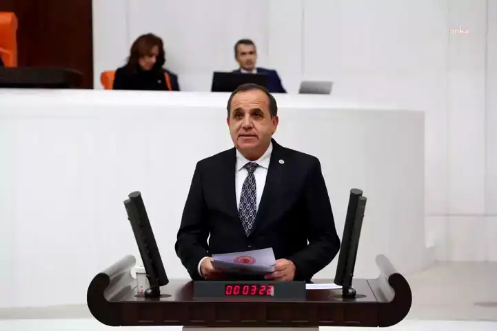 Türkiye'de Sanayi Artışı, Cari Açığı Artırıyor mu?