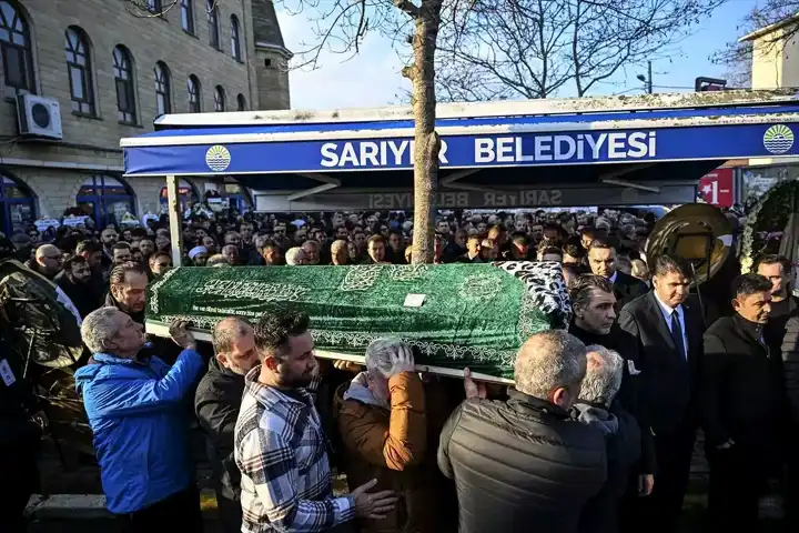 Bolu Yangınında Hayatını Kaybeden Anne ve Kızı Toprağa Verildi
